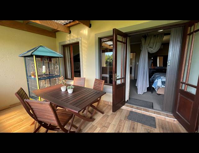 3 BEDROOM FREESTANDING FOR SALE IN KOSMOSDAL